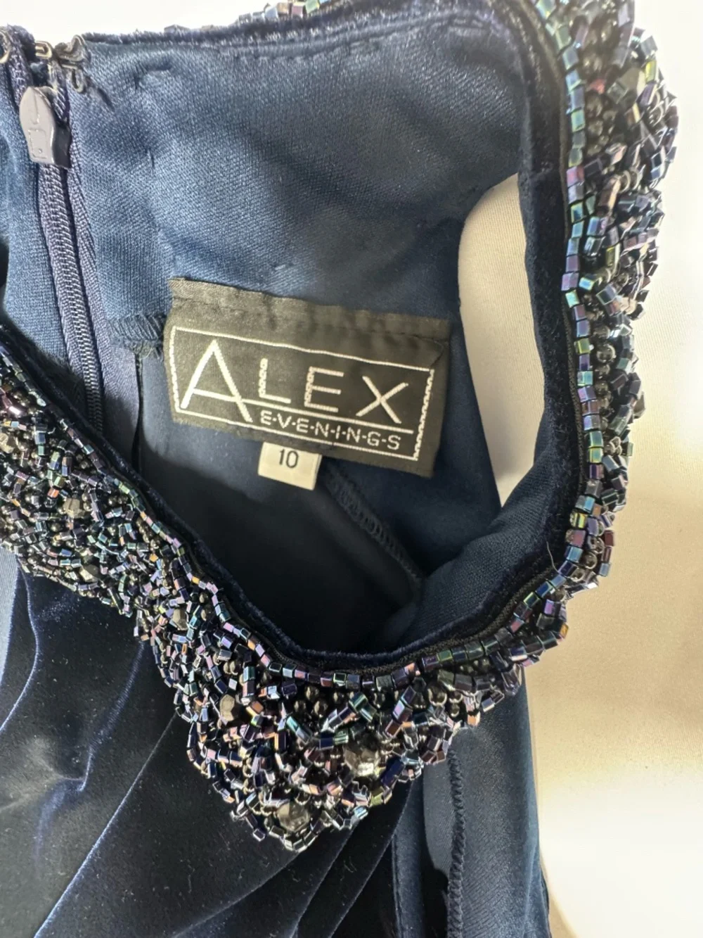 Alex Evenings Vintage Navy Blue Velvet Sleeveless With Beaded Neckline - Size 10 - Picture 6 of 12